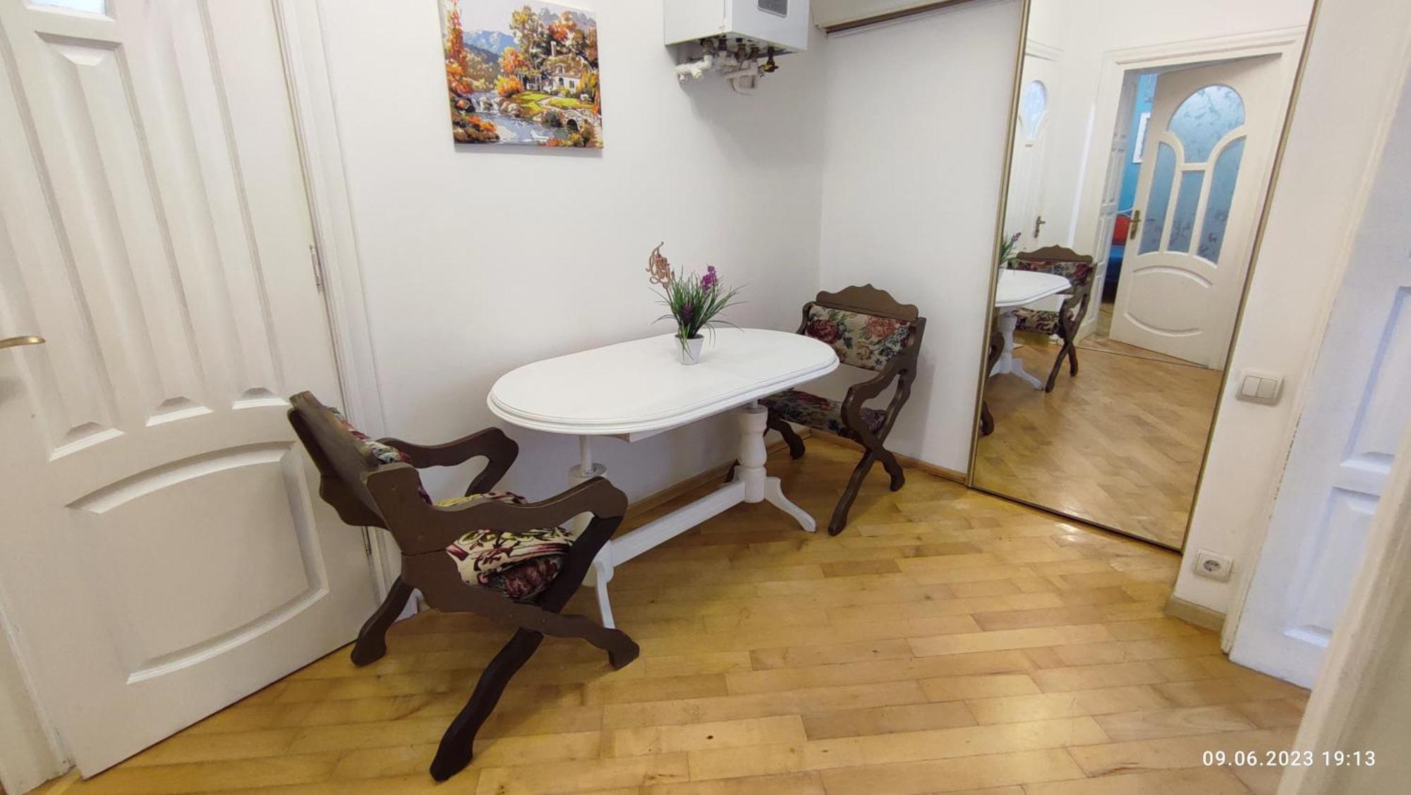 Best Apartment Plosha Rynok Lviv Rom bilde